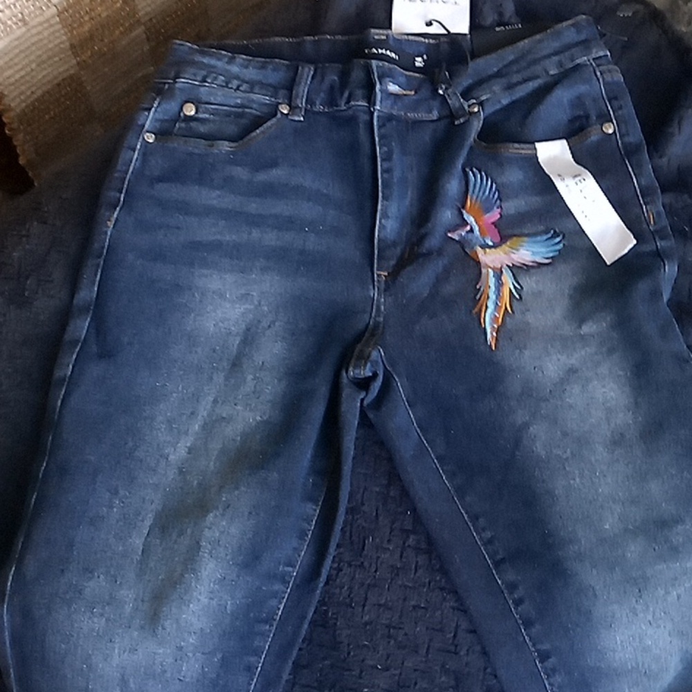 New Tahari Jeans With Embroidery Bird On Front And Flower On Back Pocket... - Picture 2 of 5